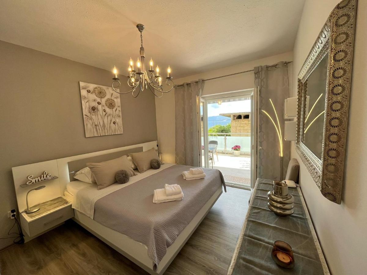 Apartment Merlin Бол Екстер'єр фото